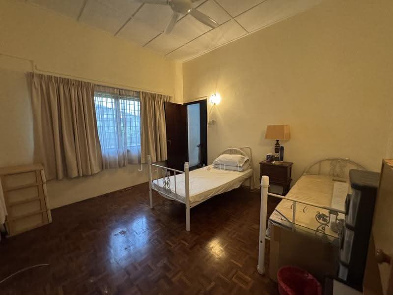 Bungalow House for Sale in Seksyen 16 (Petaling Jaya) - J. Paul - Bedroom - PropertyGuru.com.my