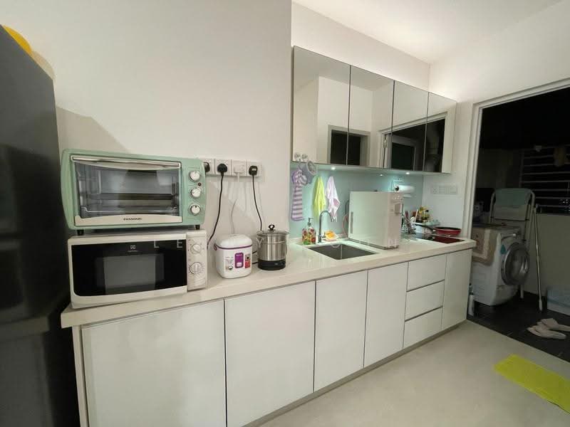 Kediaman Servis untuk Disewa di Straits Garden Suite - Lenny Goon - Kitchen - PropertyGuru.com.my