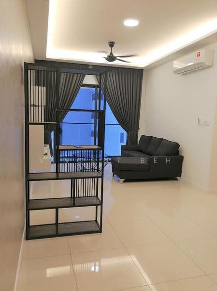 Kediaman Servis untuk Dijual di Skyluxe On The Park Bukit Jalil - Vincent Beh - Living Room - PropertyGuru.com.my