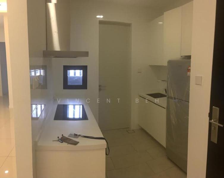 Kediaman Servis untuk Dijual di Skyluxe On The Park Bukit Jalil - Vincent Beh - Kitchen - PropertyGuru.com.my