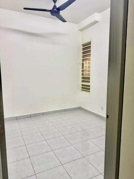 Apartment for Rent at Idaman Melur @ Cybersouth - Luwis Ling - Interior - PropertyGuru.com.my
