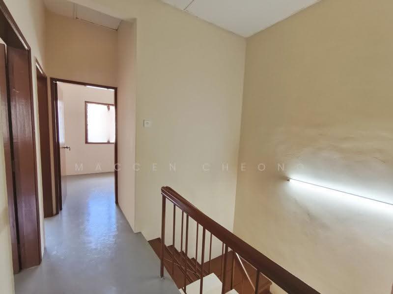Rumah Teres 2-Tingkat untuk Dijual di Usj 6 (Subang Jaya) - Maccen Cheong - Corridor - PropertyGuru.com.my
