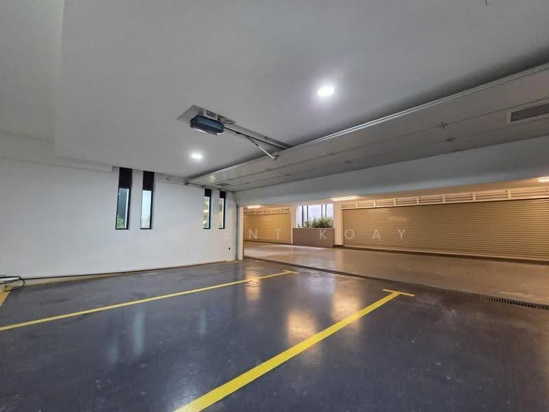 Bungalow House untuk Disewa di Gelugor (Penang) - Vincent Koay - Car Park - PropertyGuru.com.my