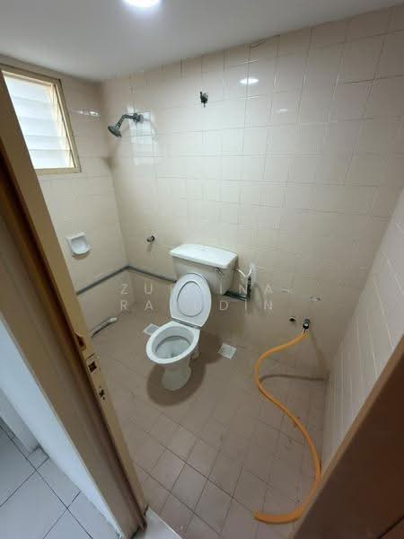 Flat for Rent at Flat Taman Bukit Angkasa - Zuraina Rajudin - Bathroom - PropertyGuru.com.my