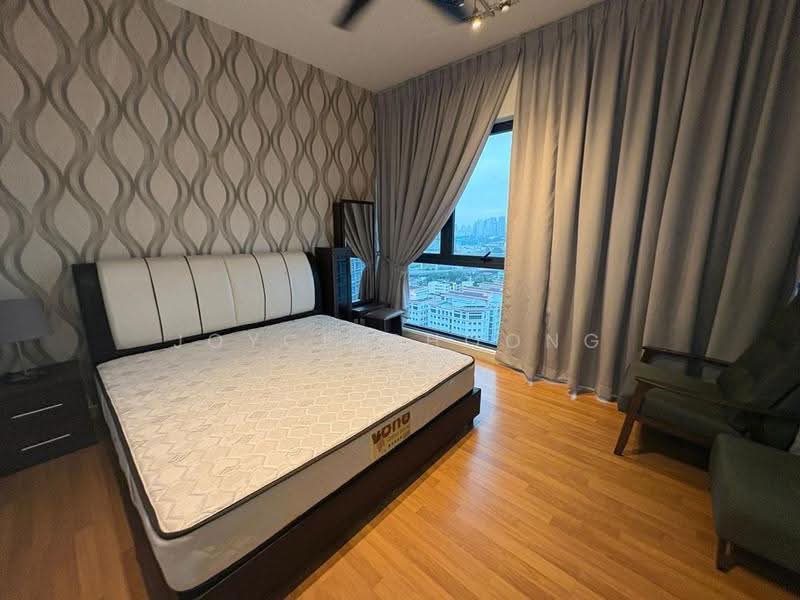 Kediaman Servis untuk Dijual di V Residence 2 @ Sunway Velocity - Joyce Choong - Bedroom - PropertyGuru.com.my