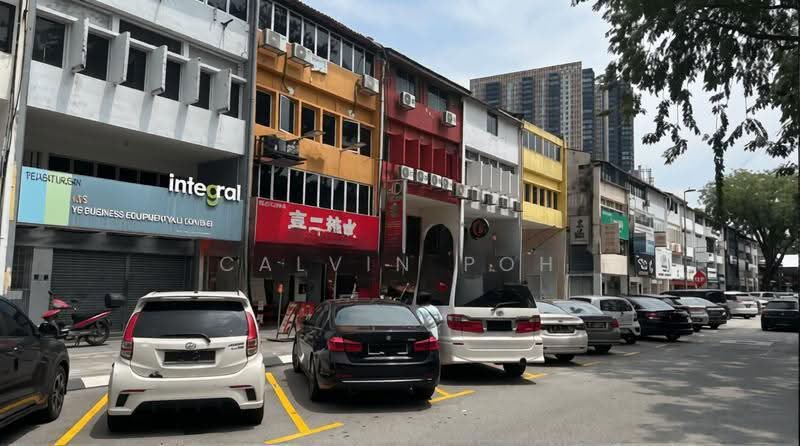 Shop for Sale in Taman United (Jalan Klang Lama (Old Klang Road)) - Calvin Poh - Exterior - PropertyGuru.com.my