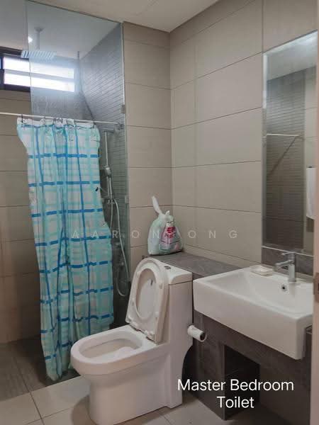 Kediaman Servis untuk Dijual di Serini Melawati - Aaron Ong - Bathroom - PropertyGuru.com.my