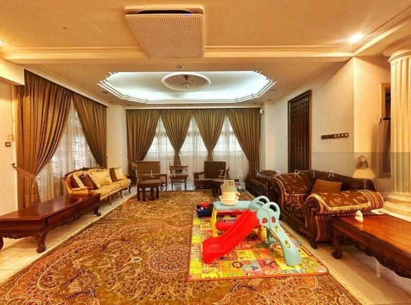 Bungalow House untuk Dijual di Taman Tun Dr Ismail (Kuala Lumpur) - Zulhilmi Zakaria - Living Room - PropertyGuru.com.my
