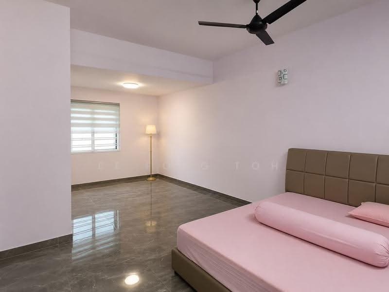 2-storey Terraced House for Sale in Taman Daya (Johor Bahru) - Ee Fong Toh - Bedroom - PropertyGuru.com.my