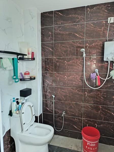 2-storey Terraced House for Sale in Taman Daya (Johor Bahru) - Ee Fong Toh - Bathroom - PropertyGuru.com.my