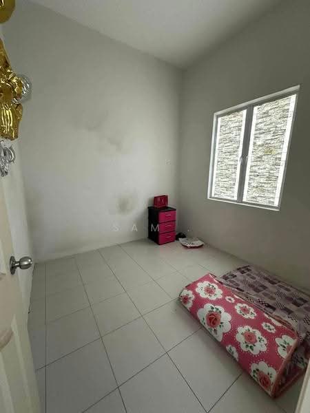 1.5-storey Terraced House for Sale in Taman Klebang Mutiara (Ipoh) - Sam . - Bedroom - PropertyGuru.com.my