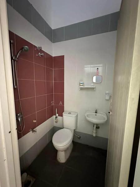 1.5-storey Terraced House for Sale in Taman Klebang Mutiara (Ipoh) - Sam . - Bathroom - PropertyGuru.com.my
