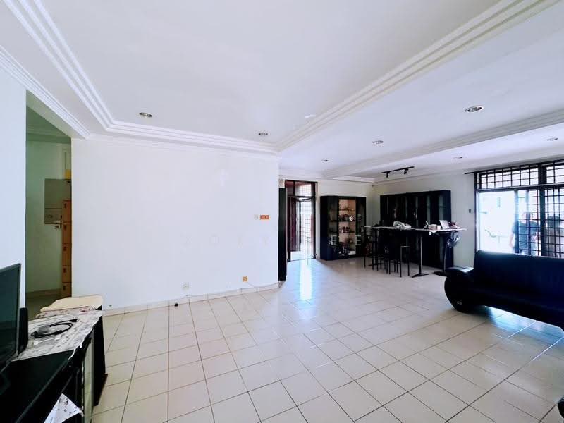 Bungalow House untuk Dijual di Bukit Kesenangan (Johor Bahru) - Zoey Lee - Living Room - PropertyGuru.com.my