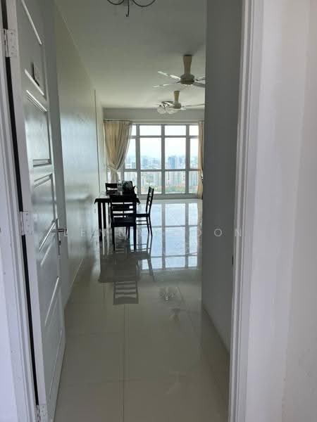 Kondominium untuk Dijual di The Peak Residences - Lenny Goon - Dining Room - PropertyGuru.com.my