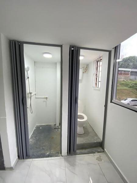 Rumah Flat untuk Dijual di Taman Cempaka - Zoey Lee - Bathroom - PropertyGuru.com.my