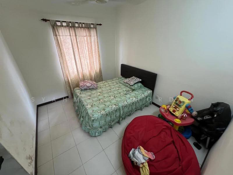 Rumah Teres 2-Tingkat untuk Dijual di Sunway Kayangan (Shah Alam) - Syahmi Shahordin - Bedroom - PropertyGuru.com.my