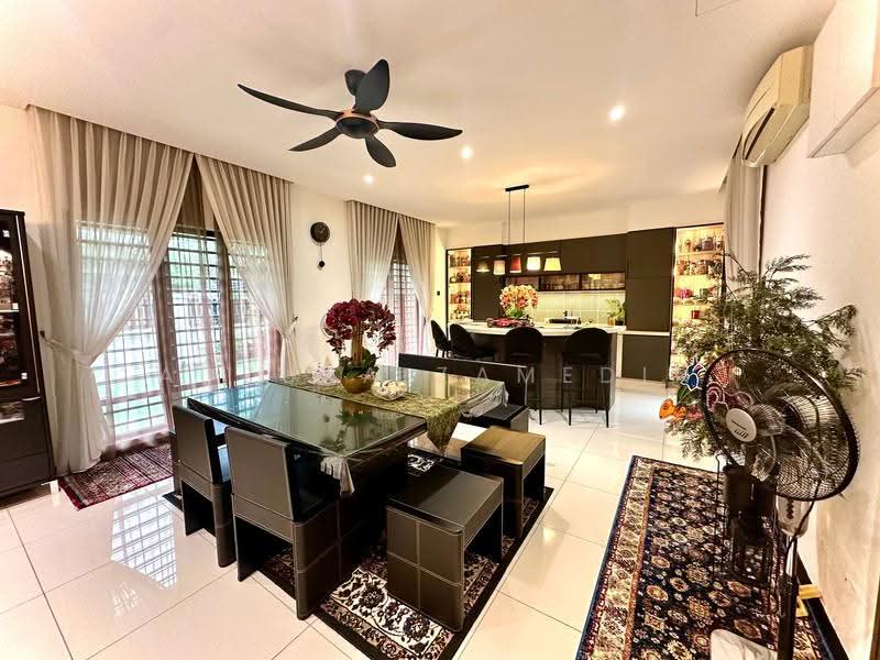 2-storey Terraced House for Sale in Bukit Rahman Putra (Sungai Buloh) - Adzura Zamedin - Dining Room - PropertyGuru.com.my