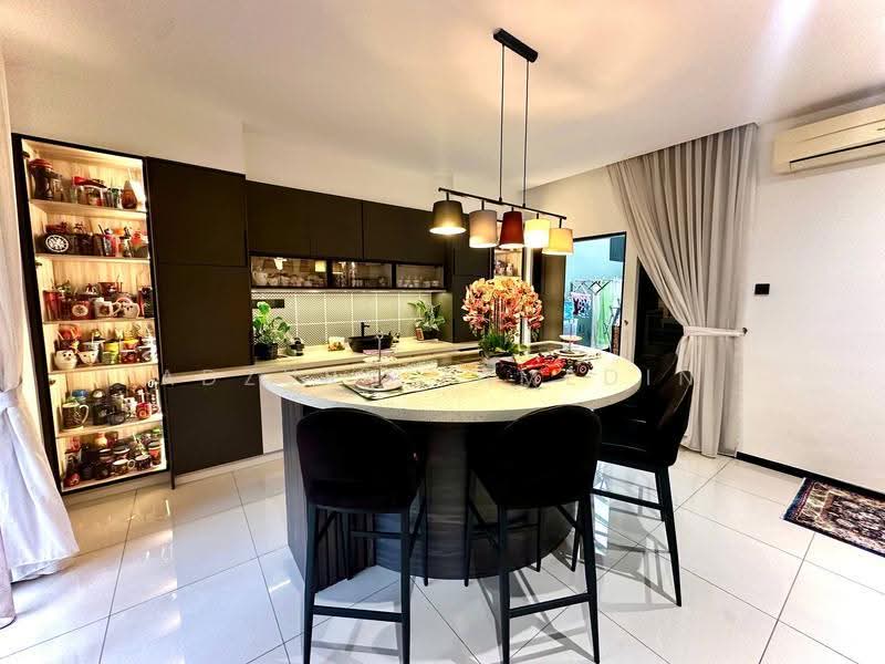 2-storey Terraced House for Sale in Bukit Rahman Putra (Sungai Buloh) - Adzura Zamedin - Kitchen - PropertyGuru.com.my