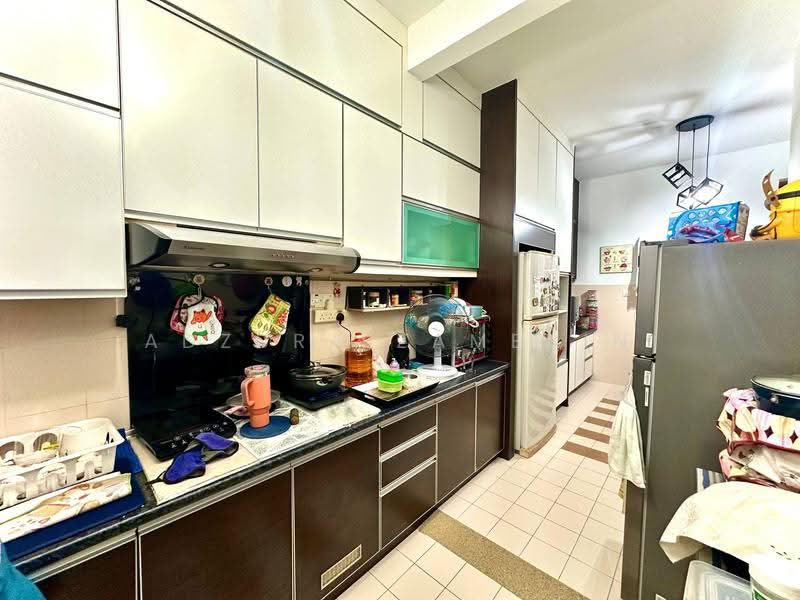 2-storey Terraced House for Sale in Bukit Rahman Putra (Sungai Buloh) - Adzura Zamedin - Kitchen - PropertyGuru.com.my