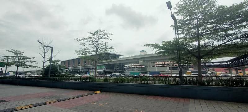 Shop / Office untuk Disewa di Seri Kembangan (Selangor) - Lauraine Tay - Exterior - PropertyGuru.com.my