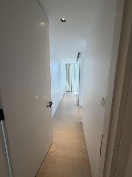 Kediaman Servis untuk Disewa di Le Nouvel KLCC - Emily Ng - Corridor - PropertyGuru.com.my