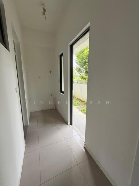 Terraced House for Sale in Banting (Selangor) - Vincent Beh - Entrance - PropertyGuru.com.my