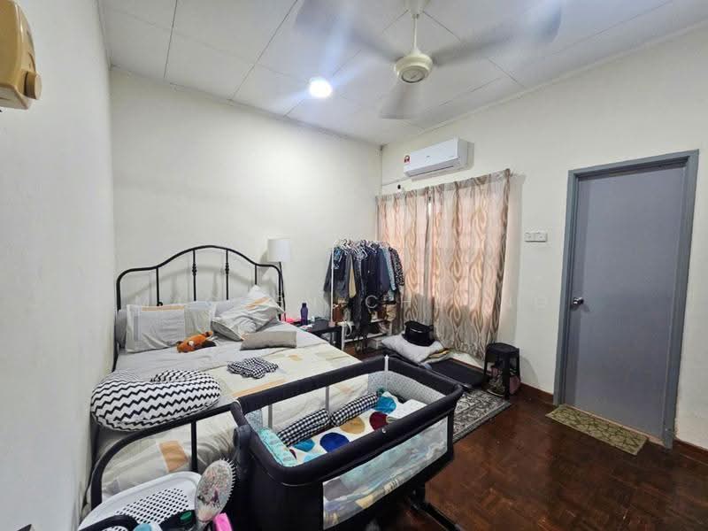 2-storey Terraced House for Sale in Putra Heights (Subang Jaya) - Maccen Cheong - Bedroom - PropertyGuru.com.my