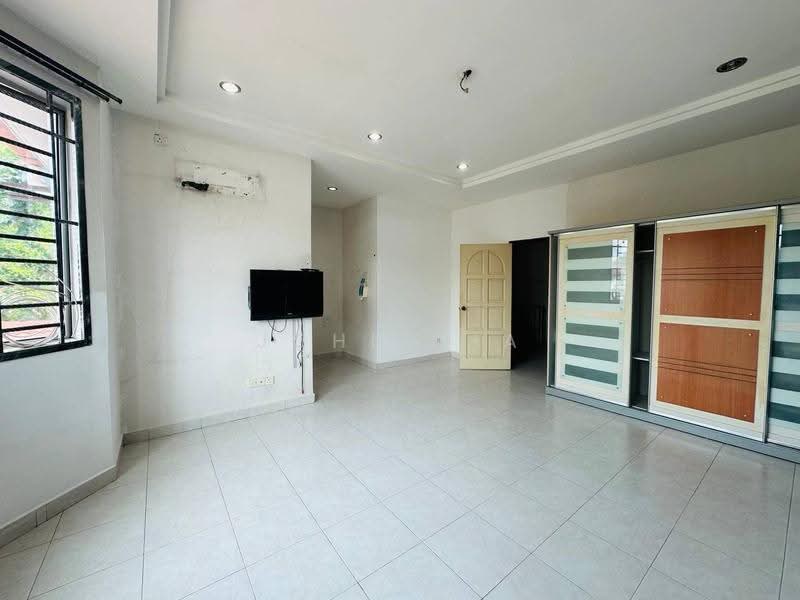 Rumah Teres 2-Tingkat untuk Dijual di Taman Nusa Bestari (Iskandar Puteri (Nusajaya)) - John Sia - Living Room - PropertyGuru.com.my