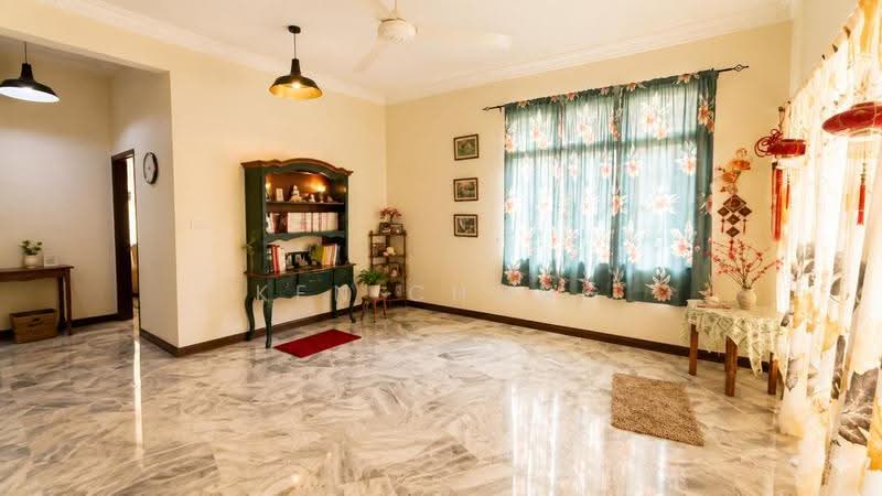 Bungalow House untuk Dijual di Bukit Beruntung (Selangor) - Ken Chong - Living Room - PropertyGuru.com.my