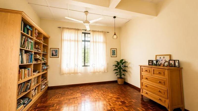 Bungalow House untuk Dijual di Bukit Beruntung (Selangor) - Ken Chong - Study - PropertyGuru.com.my