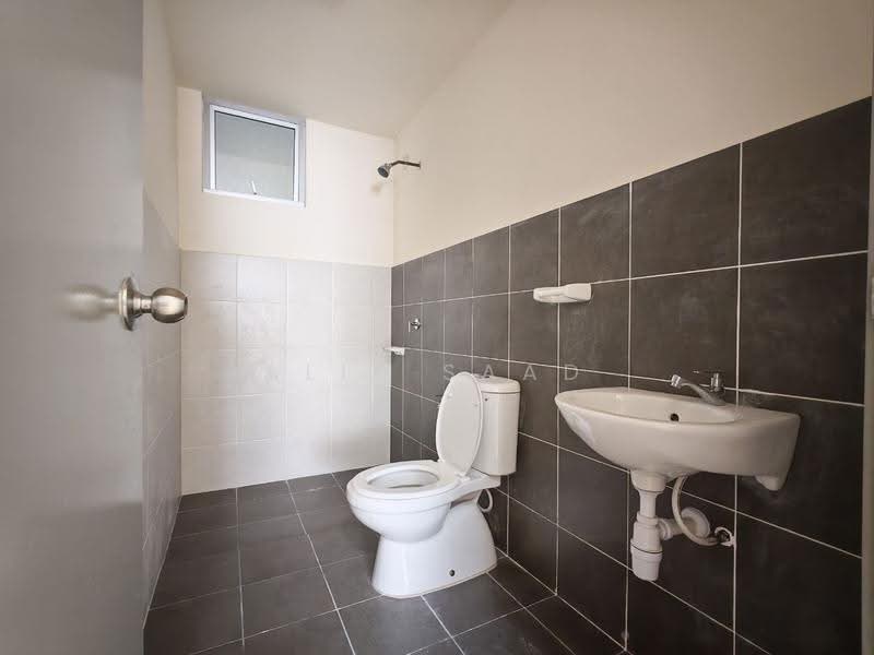 Apartment for Sale at Melodi Perdana - Alif Saad - Bathroom - PropertyGuru.com.my