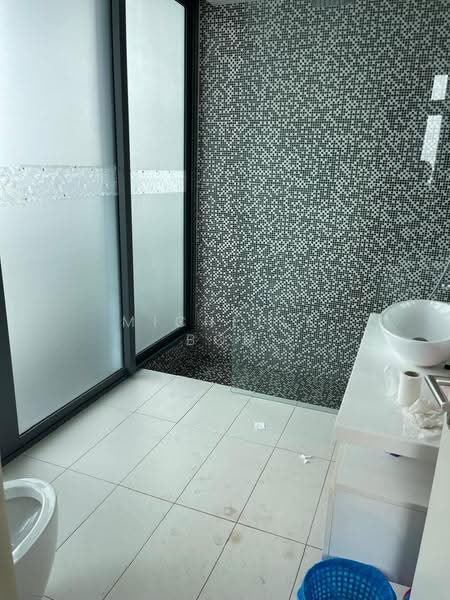 Service Residence for Sale at Vogue Suites One - Michelle Boh - Bathroom - PropertyGuru.com.my