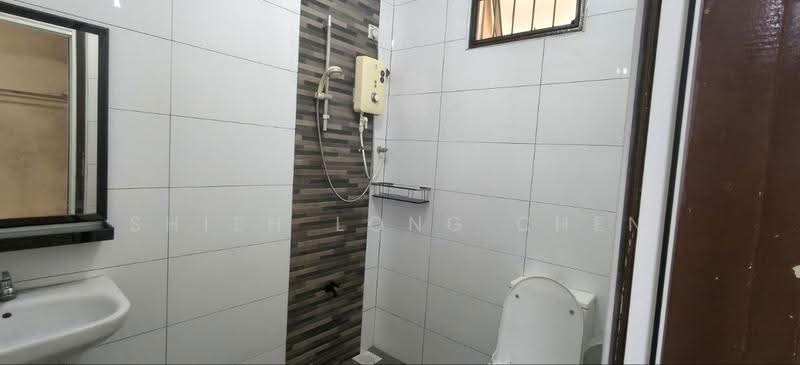 Kondominium untuk Dijual di Nusavilla - Shieh Long Chen - Bathroom - PropertyGuru.com.my