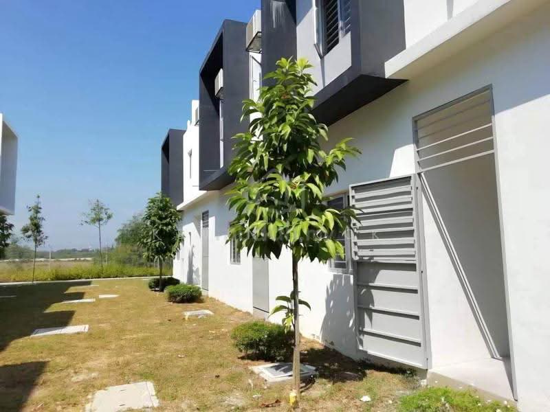 Rumah Teres 2-Tingkat untuk Disewa di Dengkil (Selangor) - Kevin Look - PropertyGuru.com.my