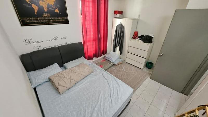 Pangsapuri untuk Dijual di 162 Residency - Jack Yap - Bedroom - PropertyGuru.com.my