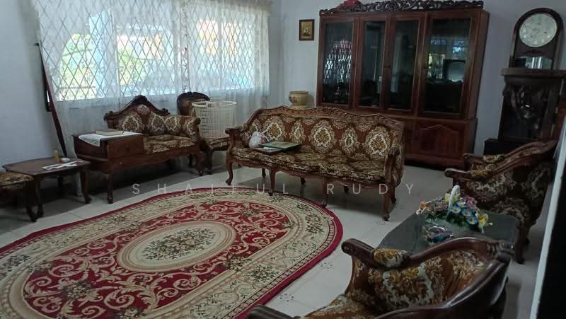 Bungalow House for Sale in Kampung Melayu (Kluang) - Shaiful Rudy - PropertyGuru.com.my