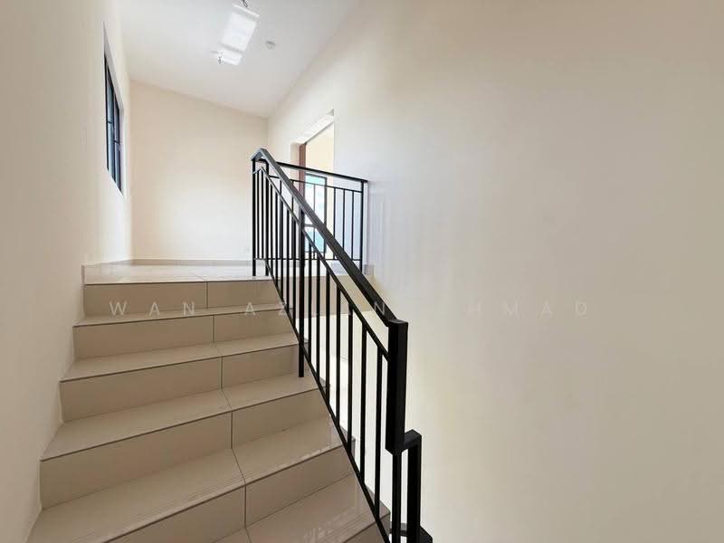 3-storey Terraced House for Sale in Ukay Bistari (Ulu Kelang) - Wan Azlan Ahmad - Interior - PropertyGuru.com.my