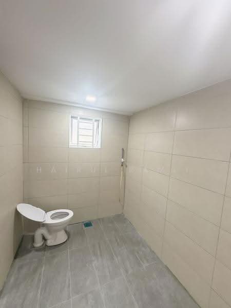 Rumah Teres 2-Tingkat untuk Dijual di Petaling Jaya (Selangor) - Hairul Ramli - Bathroom - PropertyGuru.com.my