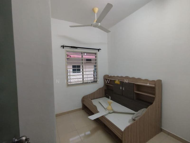 1-storey Terraced House for Sale in Seremban (Negeri Sembilan) - NIK AZWAN - Bedroom - PropertyGuru.com.my