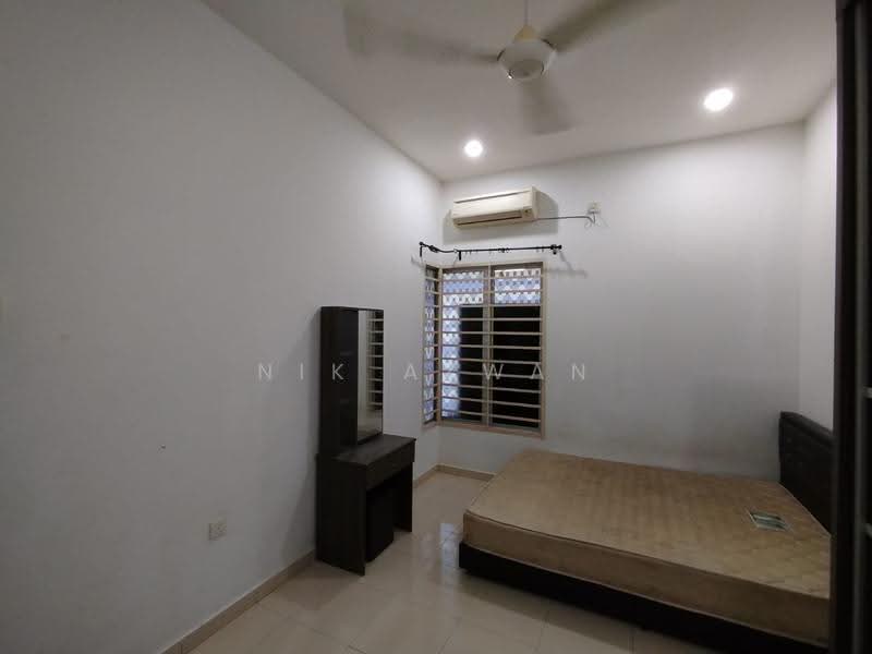1-storey Terraced House for Sale in Seremban (Negeri Sembilan) - NIK AZWAN - Bedroom - PropertyGuru.com.my