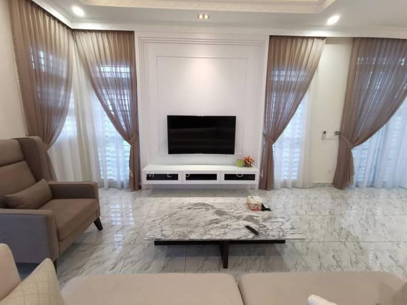 Cluster House for Sale in Taman Ekoflora (Johor Bahru) - James Bong - Living Room - PropertyGuru.com.my