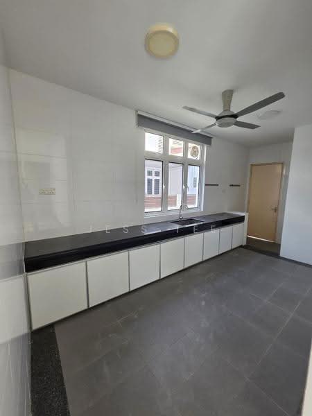 Banglo Pautan untuk Disewa di Setia Alam (Selangor) - Jess Tee - Kitchen - PropertyGuru.com.my