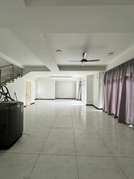 Link Bungalow for Rent in Setia Alam (Selangor) - Jess Tee - Living Room - PropertyGuru.com.my