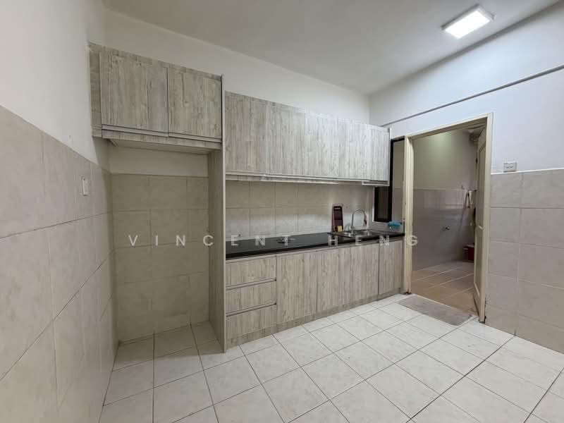 Condominium for Rent at Casa Tropicana - Vincent Heng - Kitchen - PropertyGuru.com.my