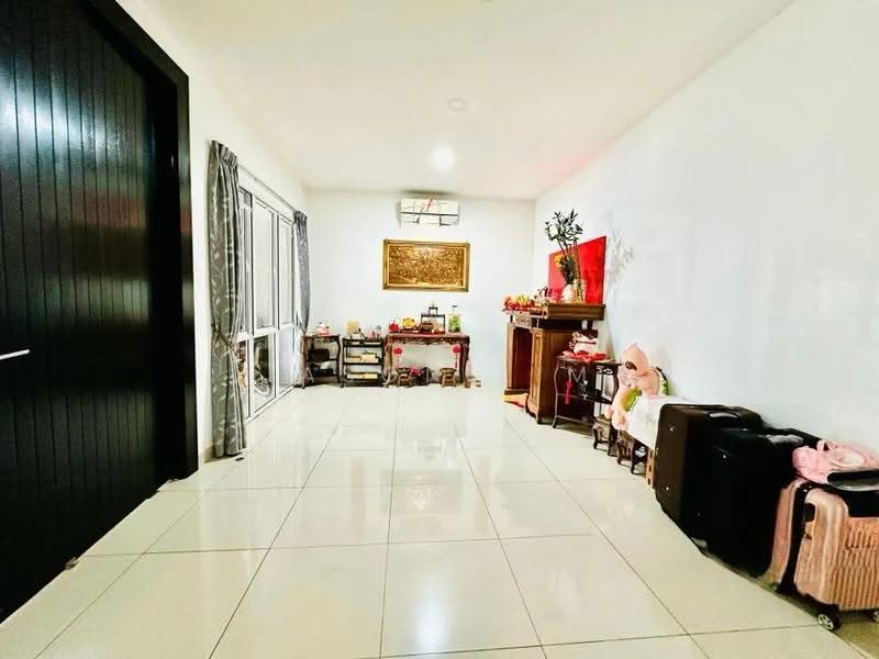 Rumah Berkembar untuk Dijual di Setia Eco Park (Setia Alam) - Jason Lim - Living Room - PropertyGuru.com.my