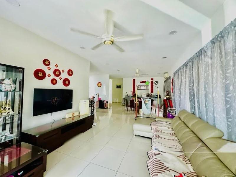 Rumah Berkembar untuk Dijual di Setia Eco Park (Setia Alam) - Jason Lim - Living Room - PropertyGuru.com.my