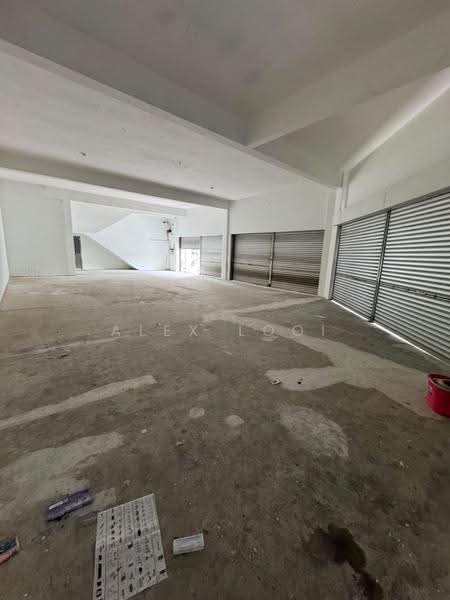 Shop / Office for Rent in Taman Mount Austin (Tebrau) - Alex Looi - Interior - PropertyGuru.com.my