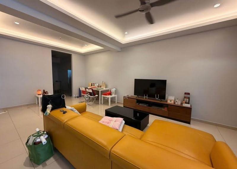 Rumah Teres untuk Dijual di Bandar Dataran Segar (Lukut) - Ong Jia Hui - Living Room - PropertyGuru.com.my