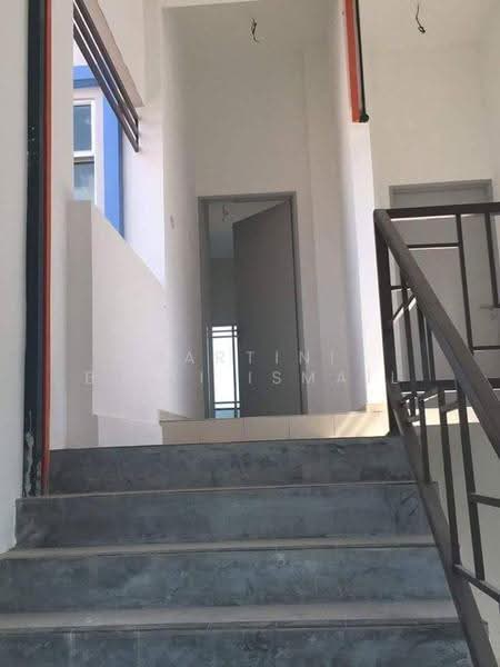 Townhouse for Sale in Nilai (Negeri Sembilan) - Hartini Binti Ismail - Entrance - PropertyGuru.com.my