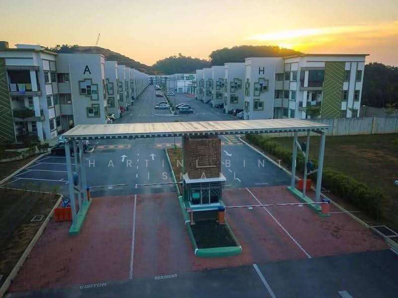 Townhouse for Sale in Nilai (Negeri Sembilan) - Hartini Binti Ismail - Exterior - PropertyGuru.com.my